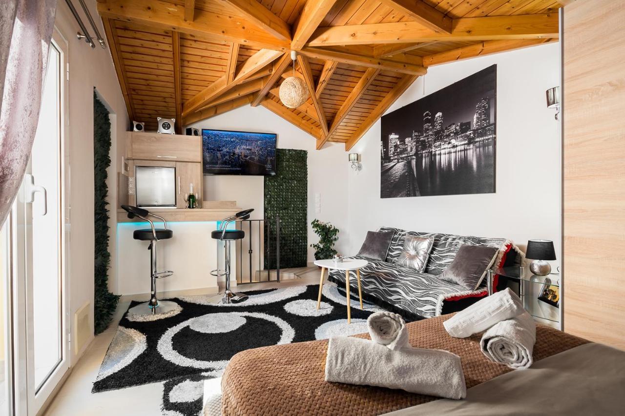 Nest Apartment Potamos  Bagian luar foto